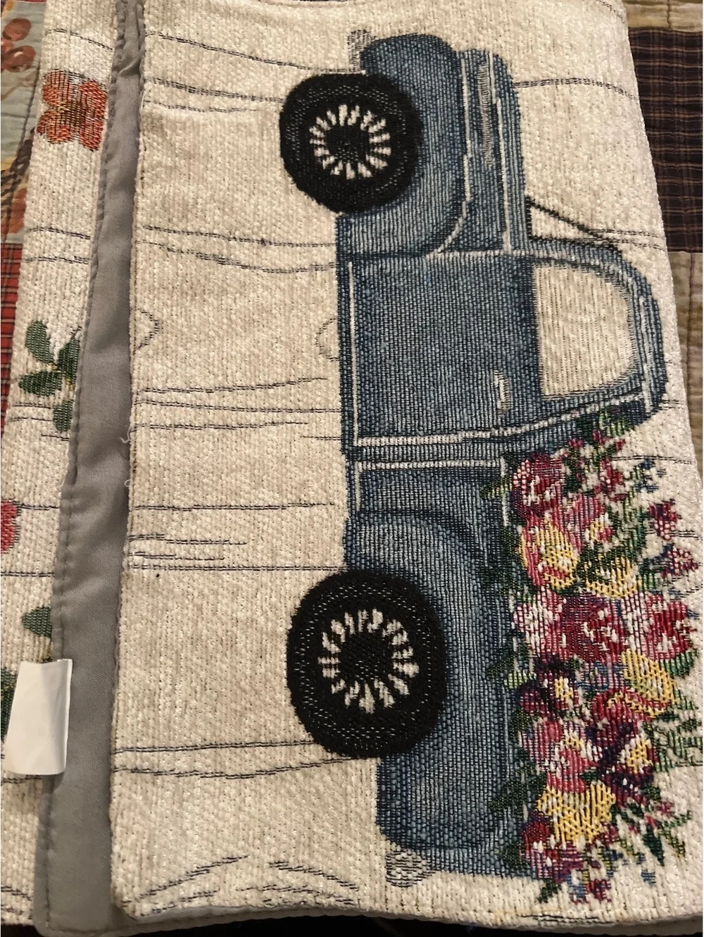 Decorative Table Runner and Placemats Set with Vintage Truck and Floral Design